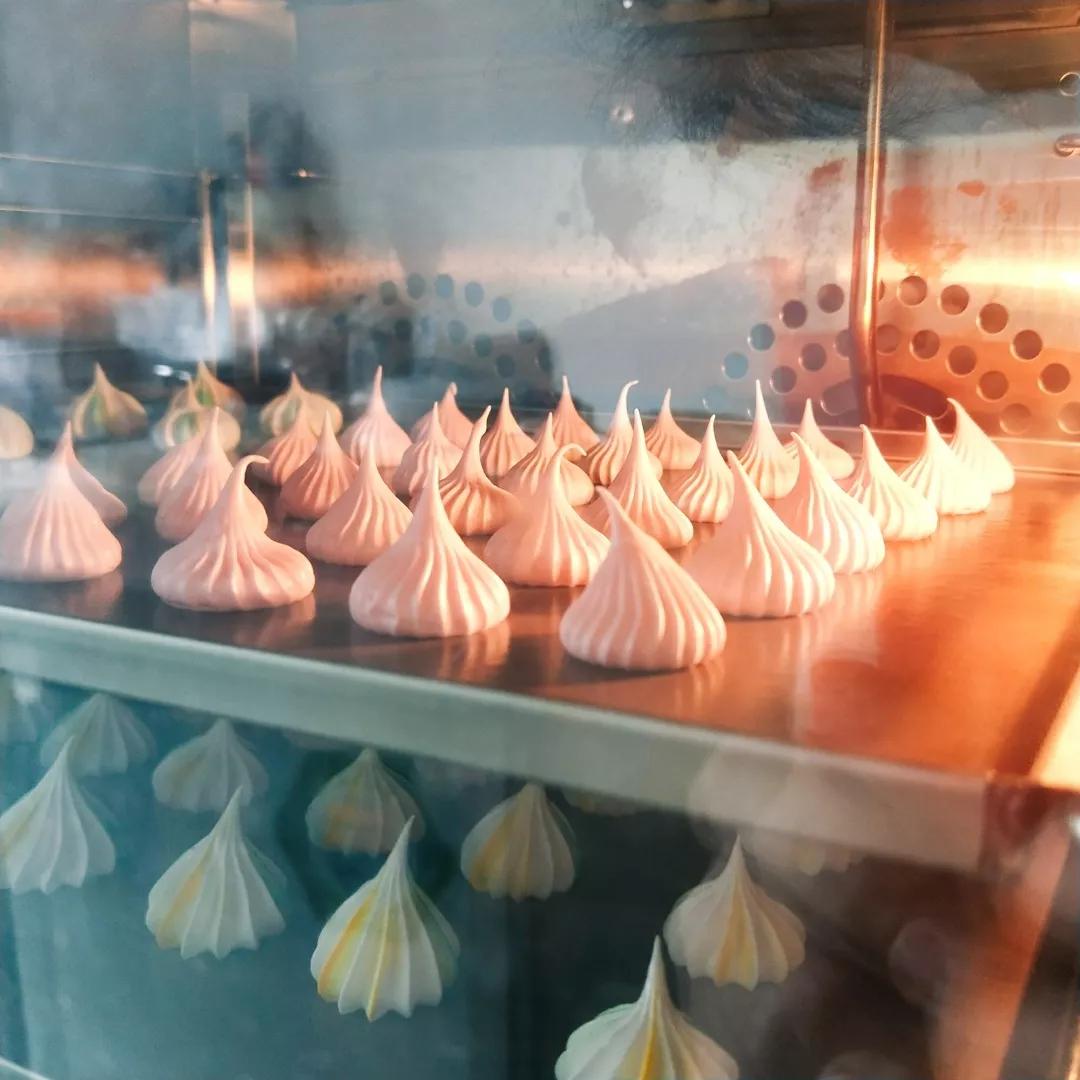 用蛋清能做出什么甜品,用蛋清做的嘎嘣脆的糖