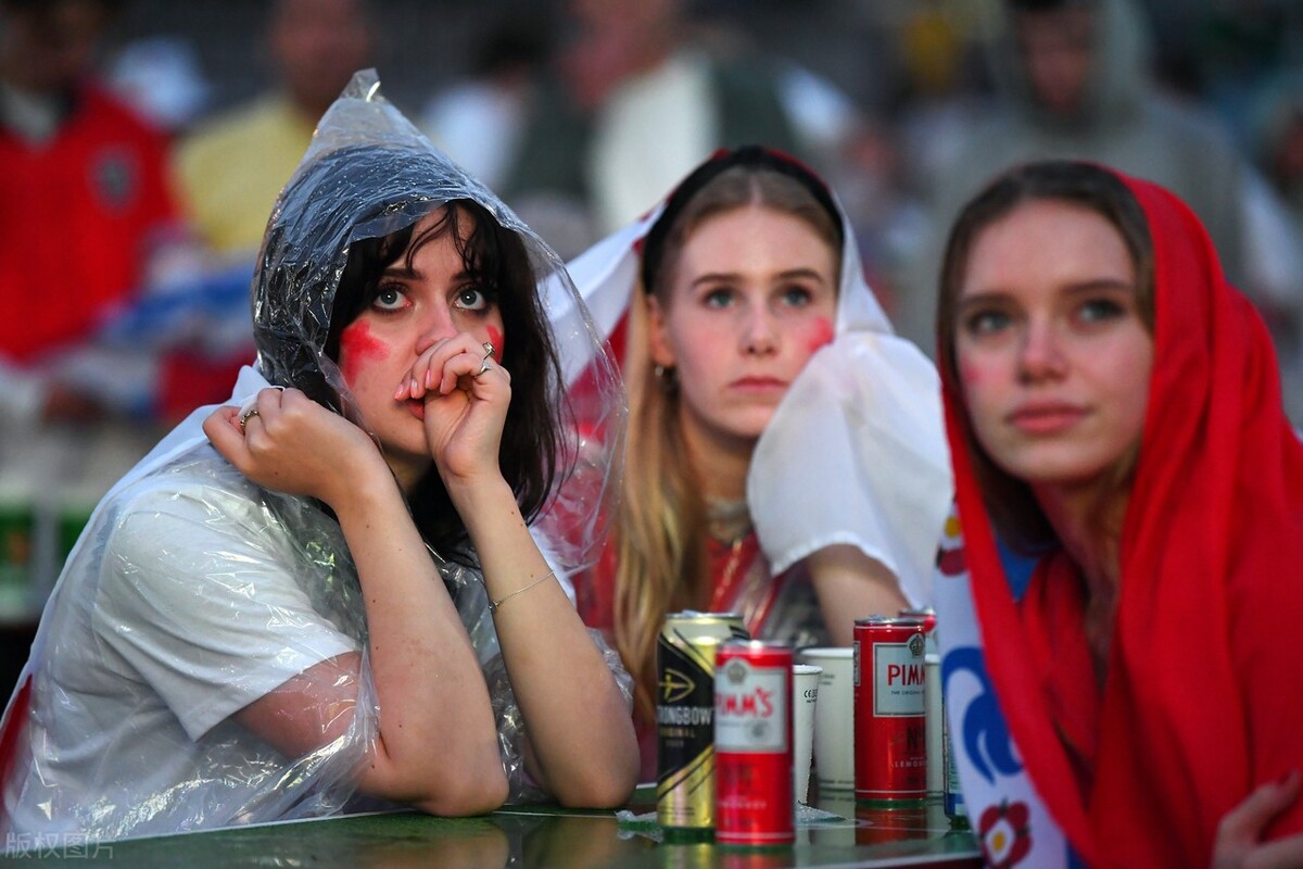 罗马夺冠狂欢,意大利罗马夺冠游行