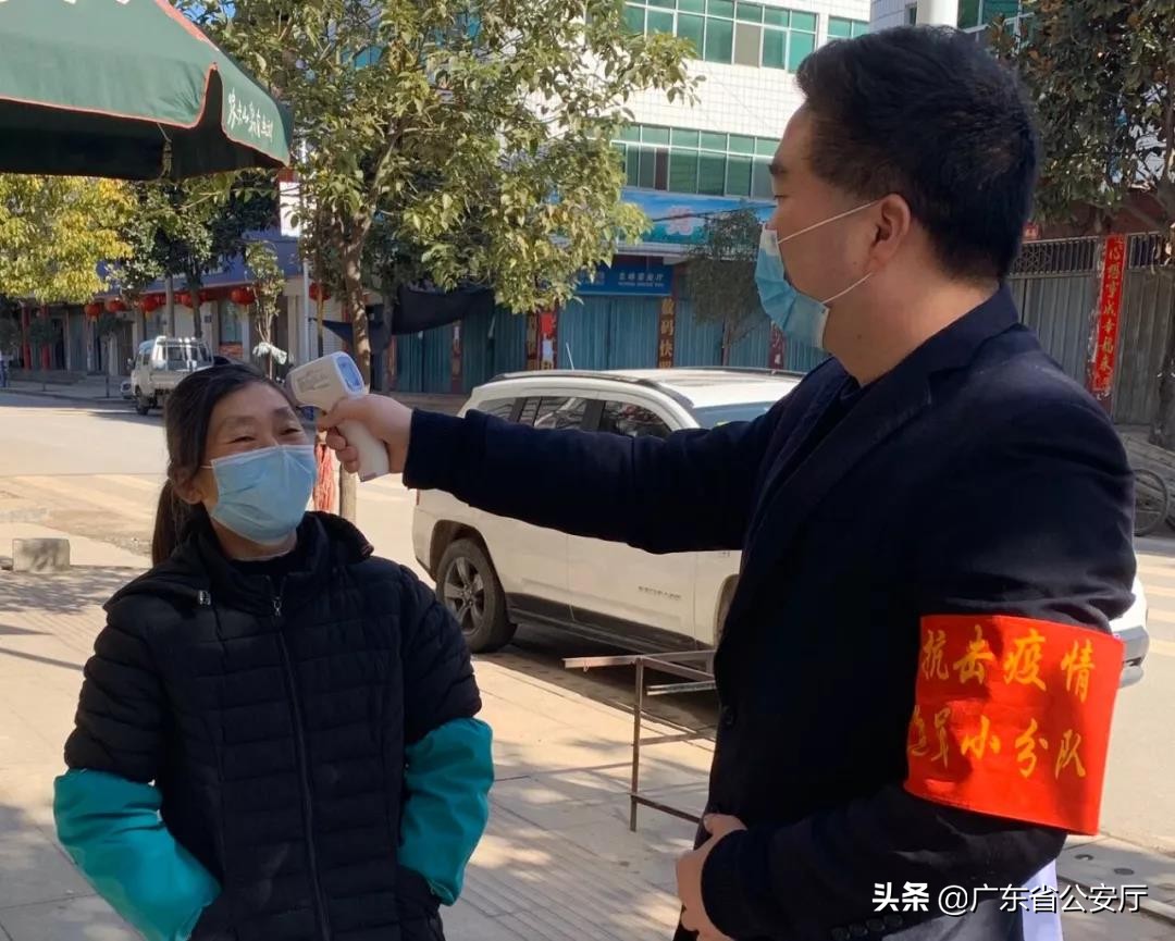 战疫必胜不分职业,坚守战疫岗位的先锋榜样