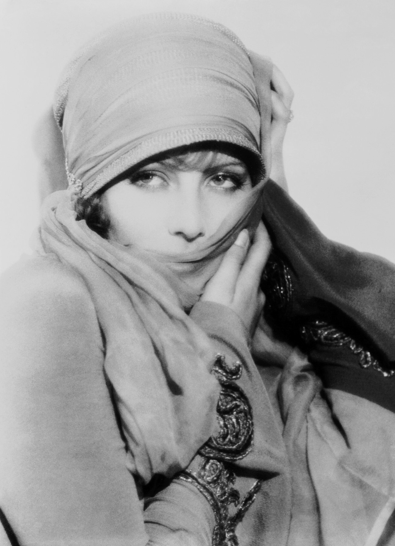 葛丽泰嘉宝有着“二十世纪的蒙娜丽莎”称号,她的脸总让人看不够