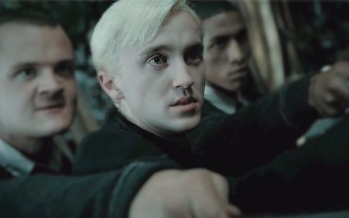 德拉科马尔福和哈利波特交朋友,哈利波特喊过马尔福几次德拉科