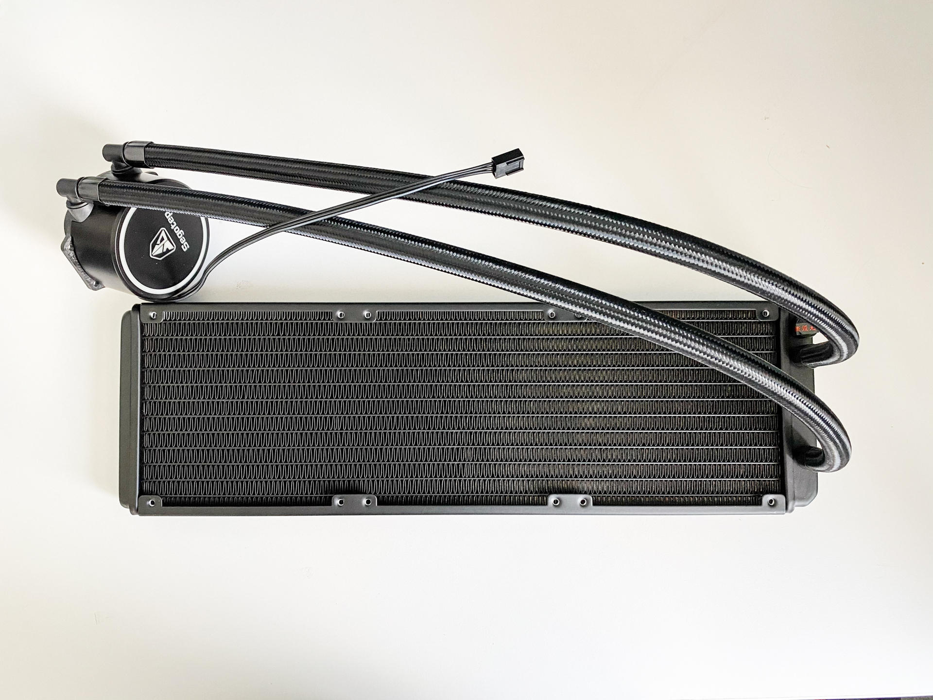 夏天高温电脑机箱如何散热,极寒天气电脑散热