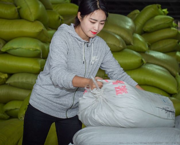 95后创业收废品,90后的姑娘做废品回收