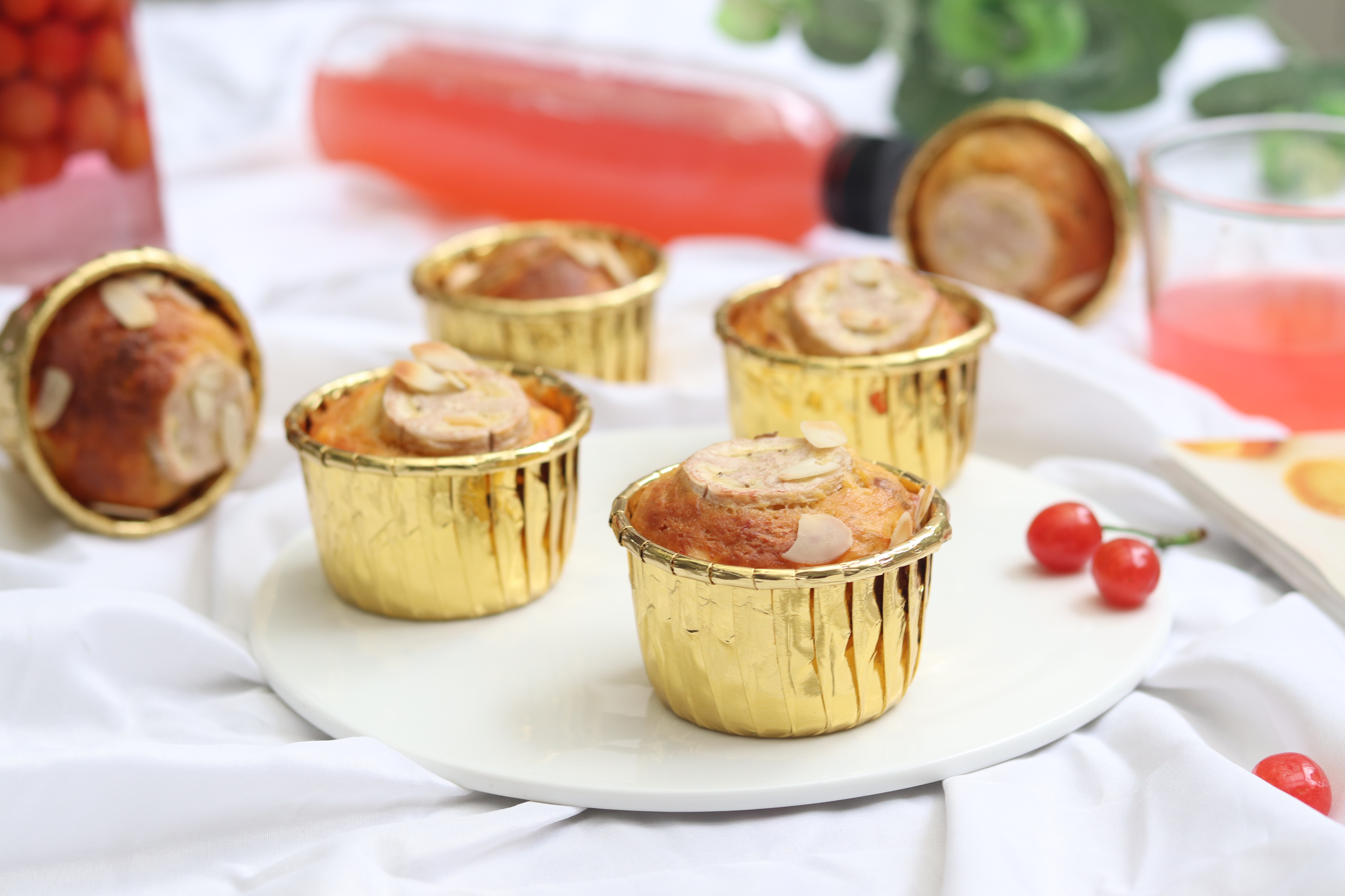 简单易学无糖无油不用烤箱做蛋糕,不用烤箱无需打发的纯牛奶小蛋糕