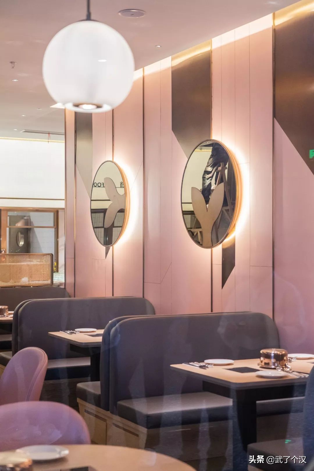 听说我的同事一天吃遍全世界，他是怎么办到的？