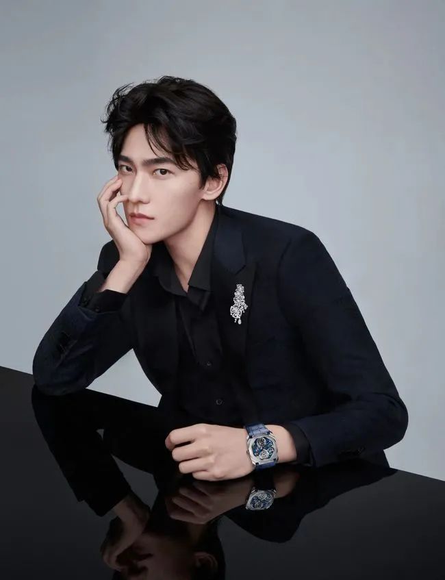 滋补品牌官栈获融资;52TOYS完成新融资;Everlane将退出中国