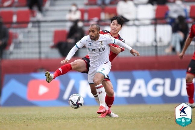 k2瓒崇悆鑱旇禌瀹屾暣瑙嗛,k2vs涓夎彵