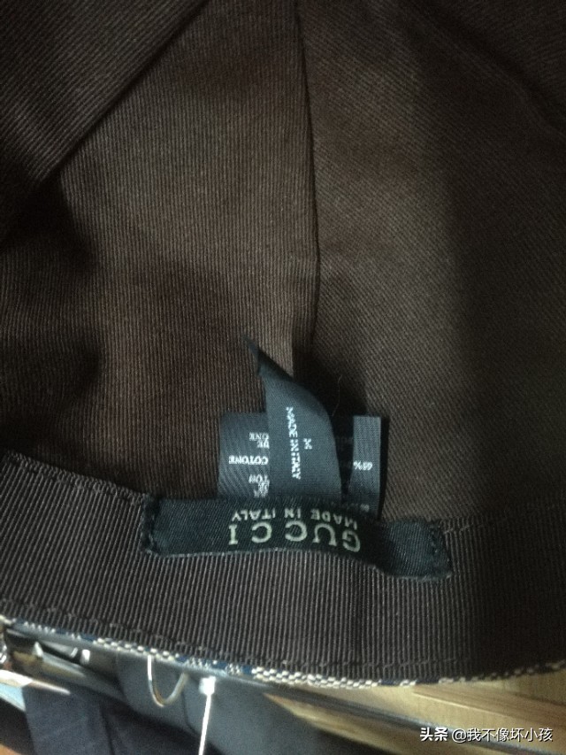 如何分辨奢侈品服装的真假,奢侈品包包怎么在网上鉴定真假