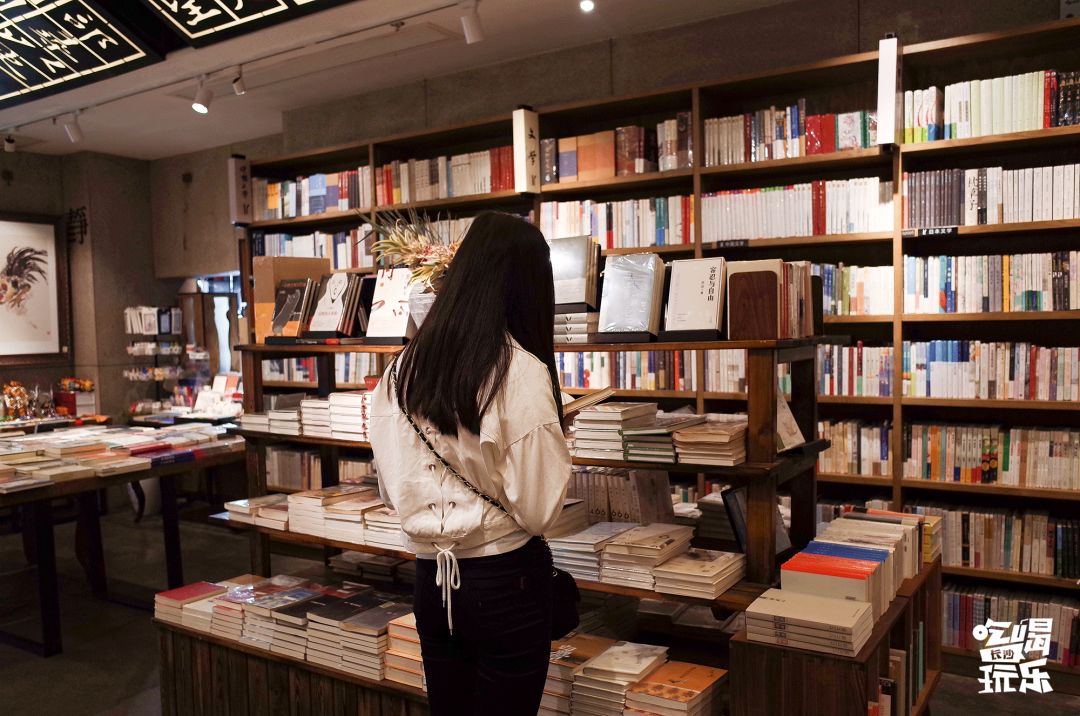 收藏！本期我们精选长沙14家宝藏书店推荐给你~