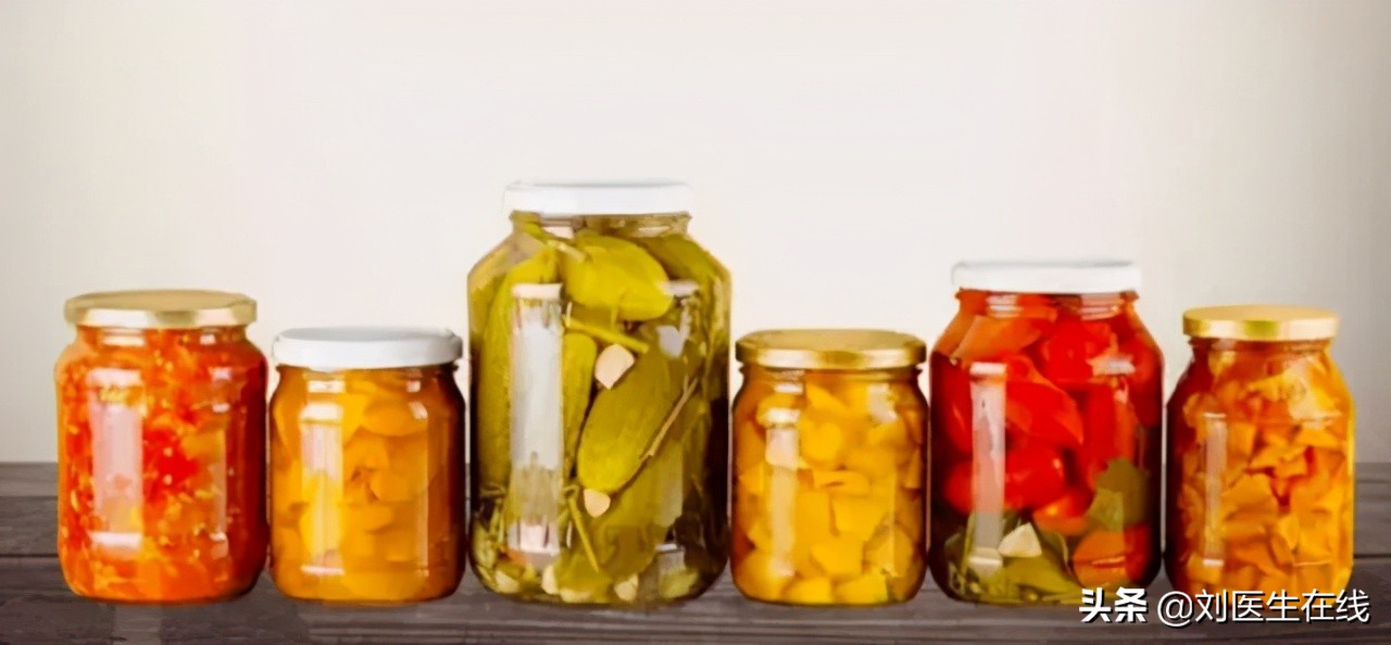 40岁大姐腰疼严重,46岁女子长期腿痛查出宫颈癌晚期