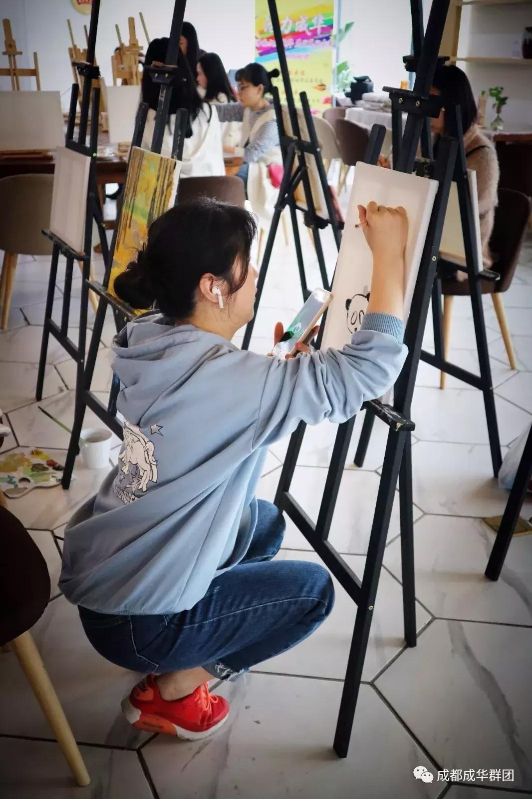 追梦新时代圆形主题绘画,追梦新时代主题绘画四年级彩铅