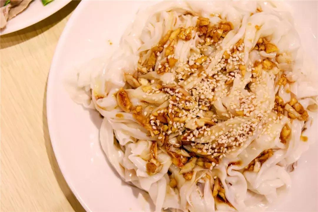 南海里水有间人气爆棚的食府,鳄鱼龟走地鸡煲只需158元!