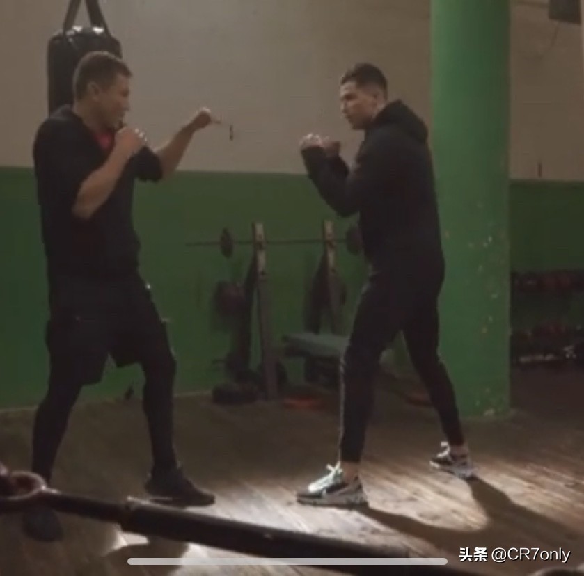 c罗这次还会踢球吗,c罗受伤继续踢球