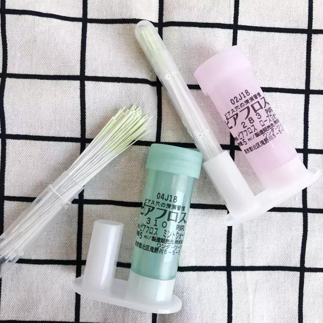 不清洁永远不知道耳洞有多脏,如果你的耳洞不好好清理