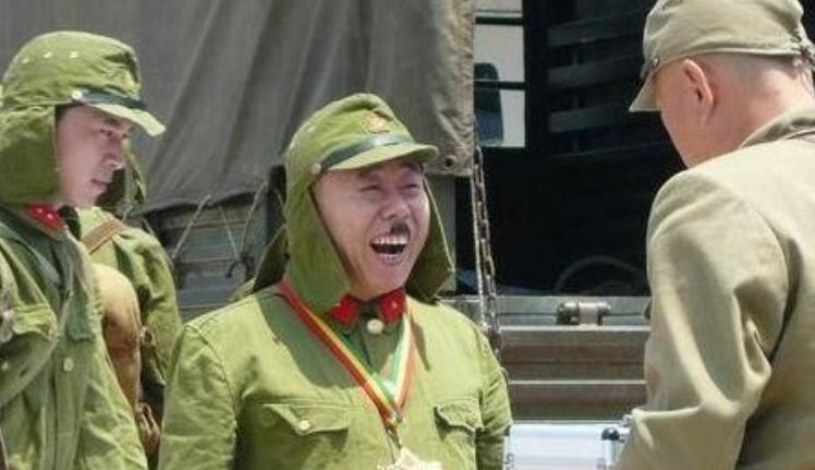 日本军帽为什么有三块布,日本军帽为什么有几块布