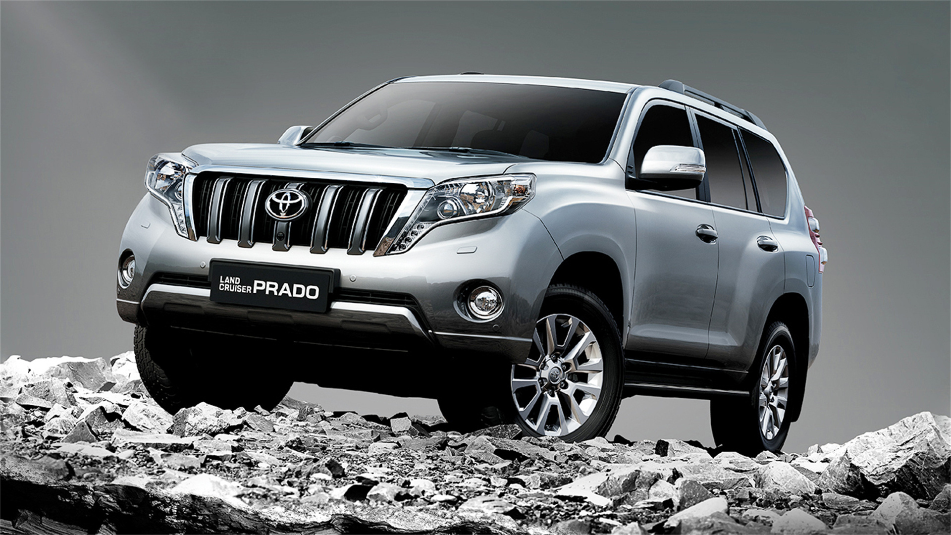 丰田普拉多2022价格,17年的丰田普拉多价位