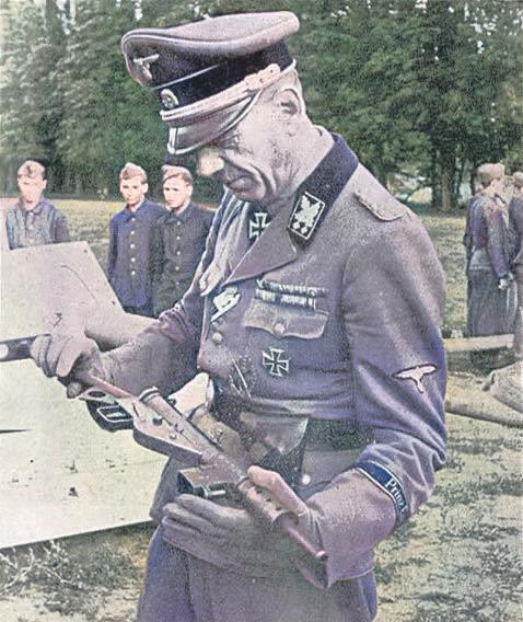 恶魔毁灭前的丑陋挣扎——二战末期纳粹德国的末日枪械大盘点