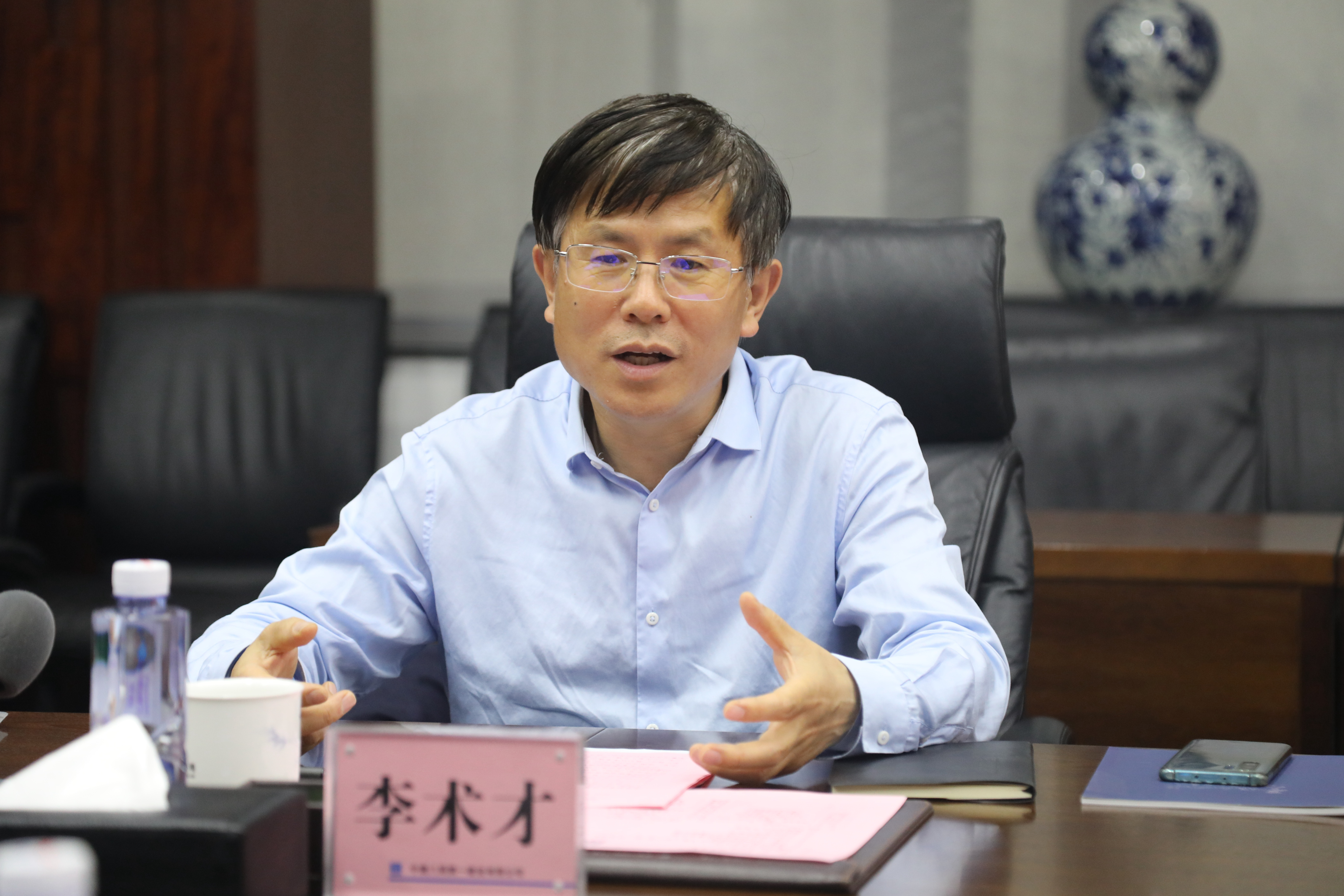 中建八局一公司与山东大学岩土工程中心签署战略合作协议