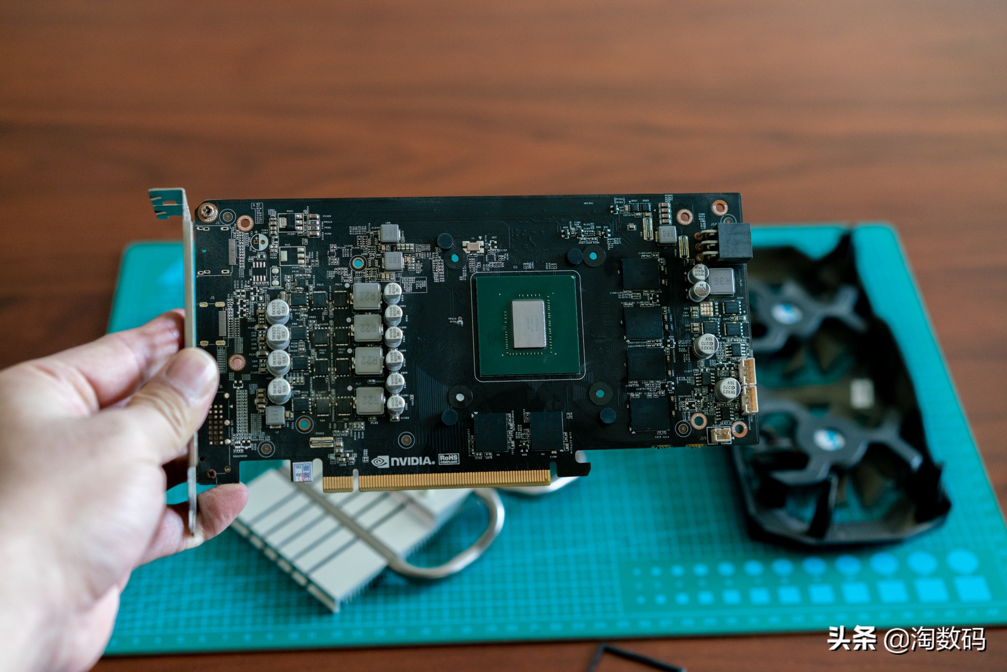 108块钱的缩水版GTX10603GB，PUBG吃鸡还能开3极致，还是AIC公版