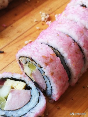 寿司怎么卷才酥脆好吃,家常寿司怎么卷不会散