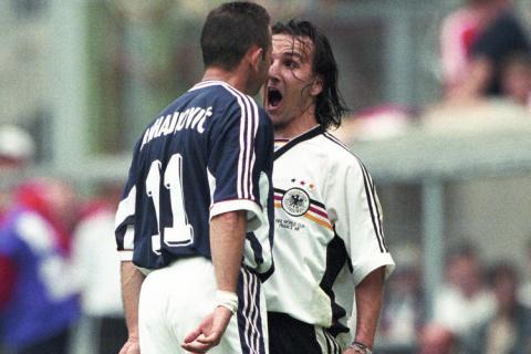 隐藏的王者-铁血后腰（足球）在他们眼里可以人过但绝不让球过