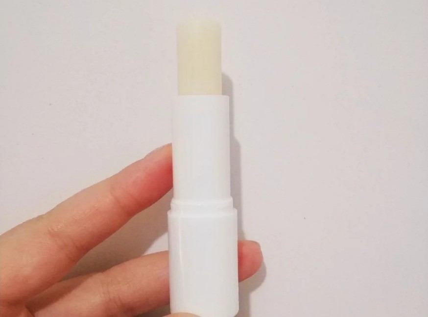 秋冬季唇干起皮的最佳润唇膏,秋天嘴唇干裂推荐的润唇膏