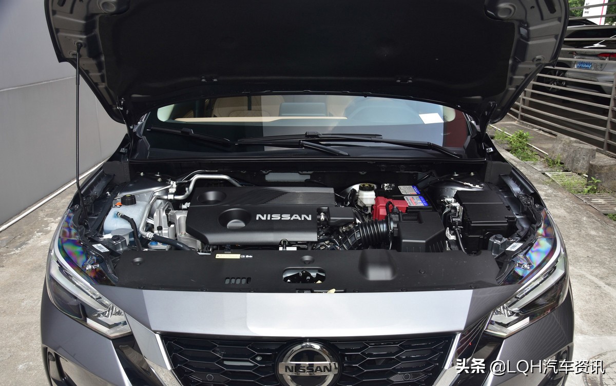 日系两大主力卡罗拉轩逸对比,1.6l轩逸和1.2t卡罗拉动力哪个好