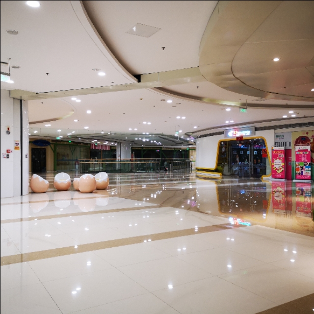 合肥安粮国贸购物中心夜景,合肥安粮国贸购物中心多高