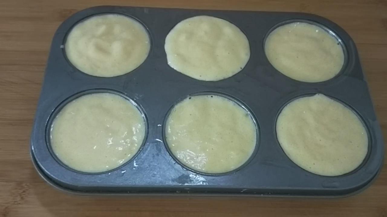 老式无糖鸡蛋糕教学视频,无水无油老式鸡蛋糕的做法