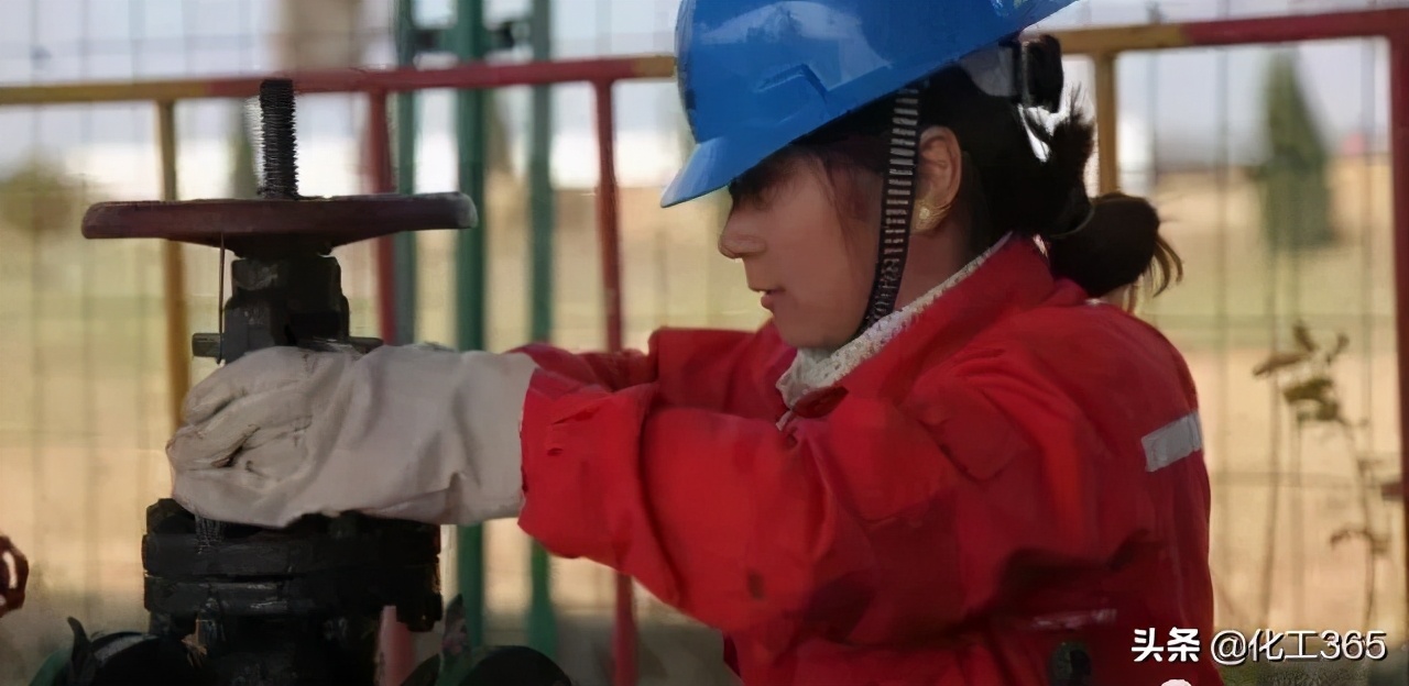 搞化学的是谁,搞化学的人以前叫什么