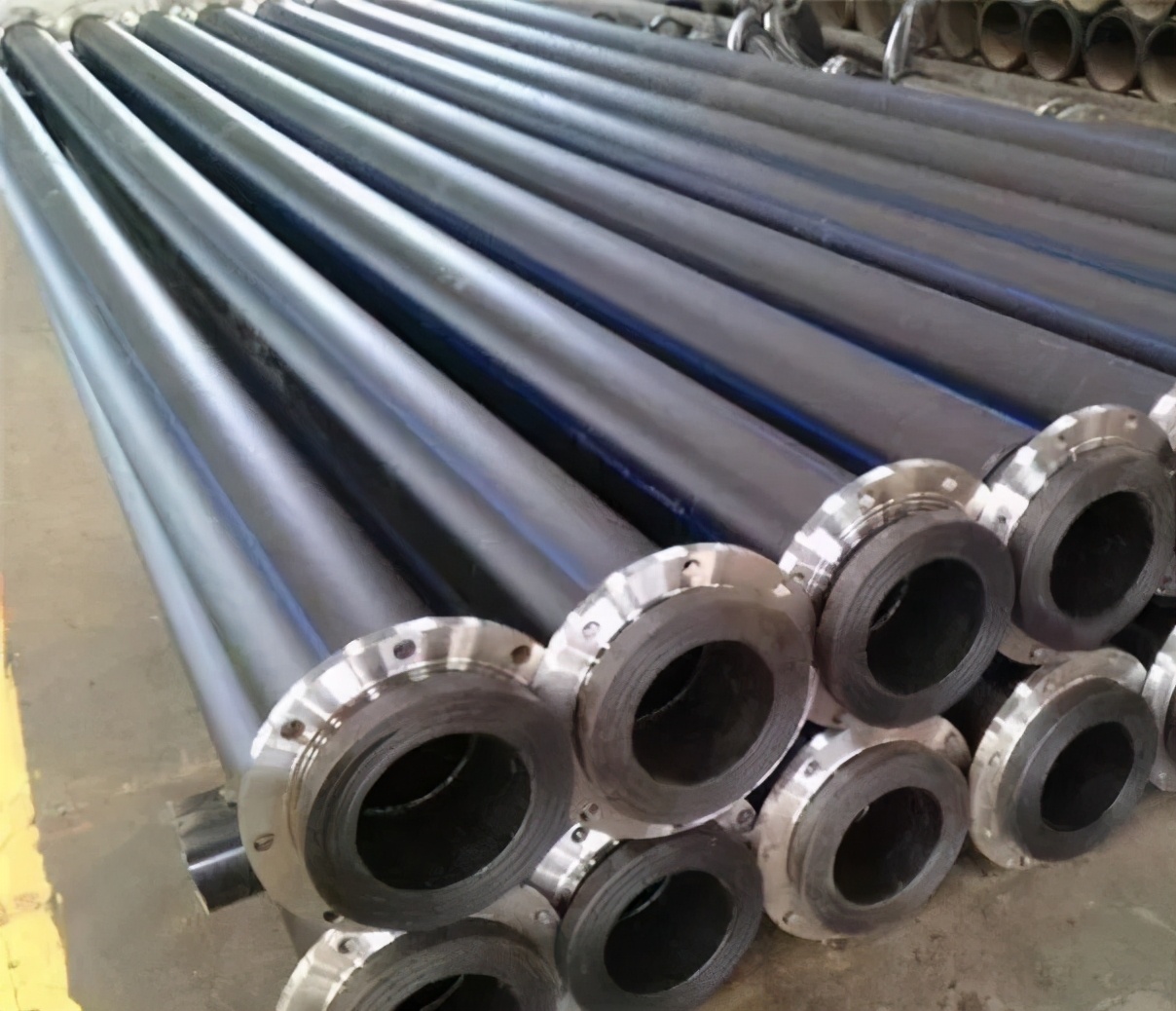 pe管有小眼怎样修复,pe管坏了的原因和处理方法