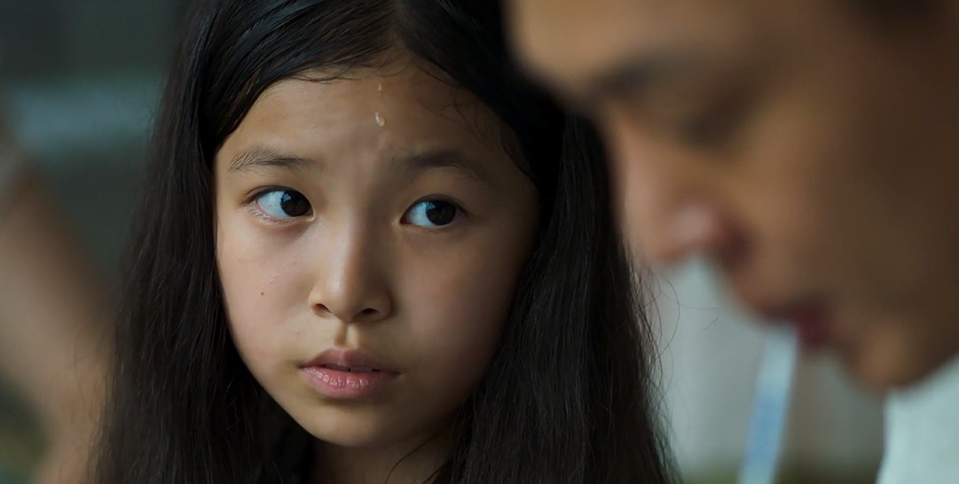 绑匪绑架一个女孩后怀疑人生,绑架犯绑架女孩子恐怖电影