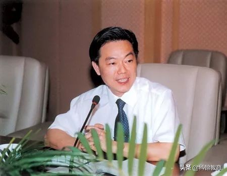 “人气王”宝安中学最强攻略!有宝中梦的不要错过