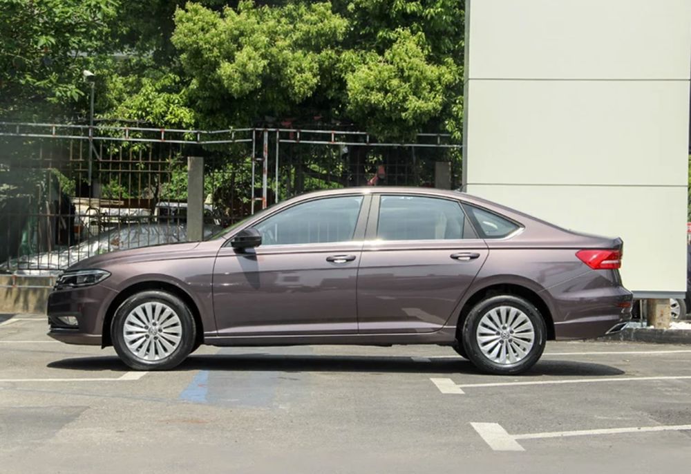 轩逸朗逸宝来卡罗拉谁最性价比高,14代轩逸和卡罗拉哪个比较值得买