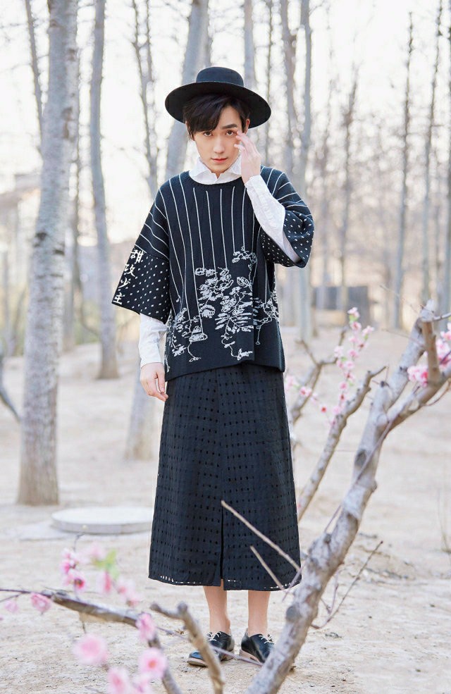 朱一龙可爱又呆萌所有场面,朱一龙正经搞笑