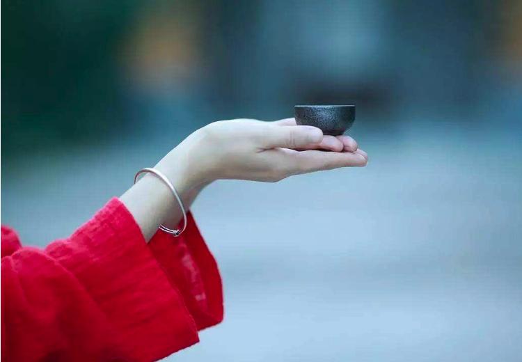 成为了最讨厌的人该怎么去安慰,心平气和面对一个讨厌的人