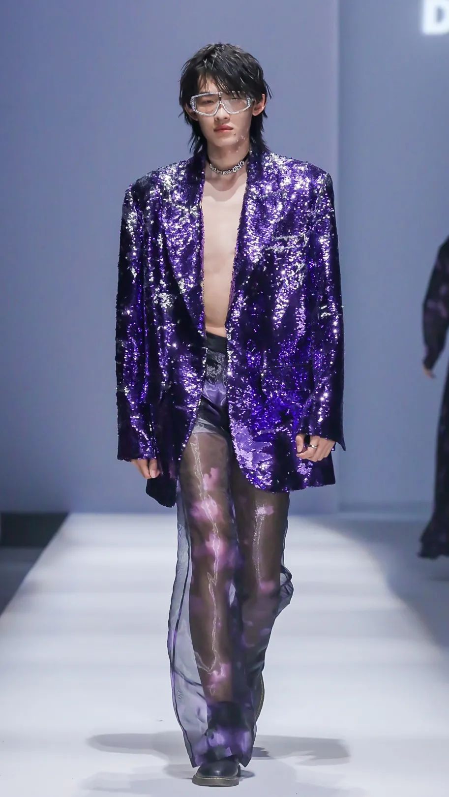 2021秋冬女装款式流行趋势,2018秋冬趋势报告巴黎时装周