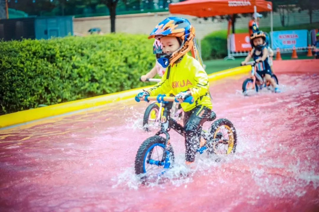 平衡车一个烧钱的运动 (实体店推荐的平衡车)