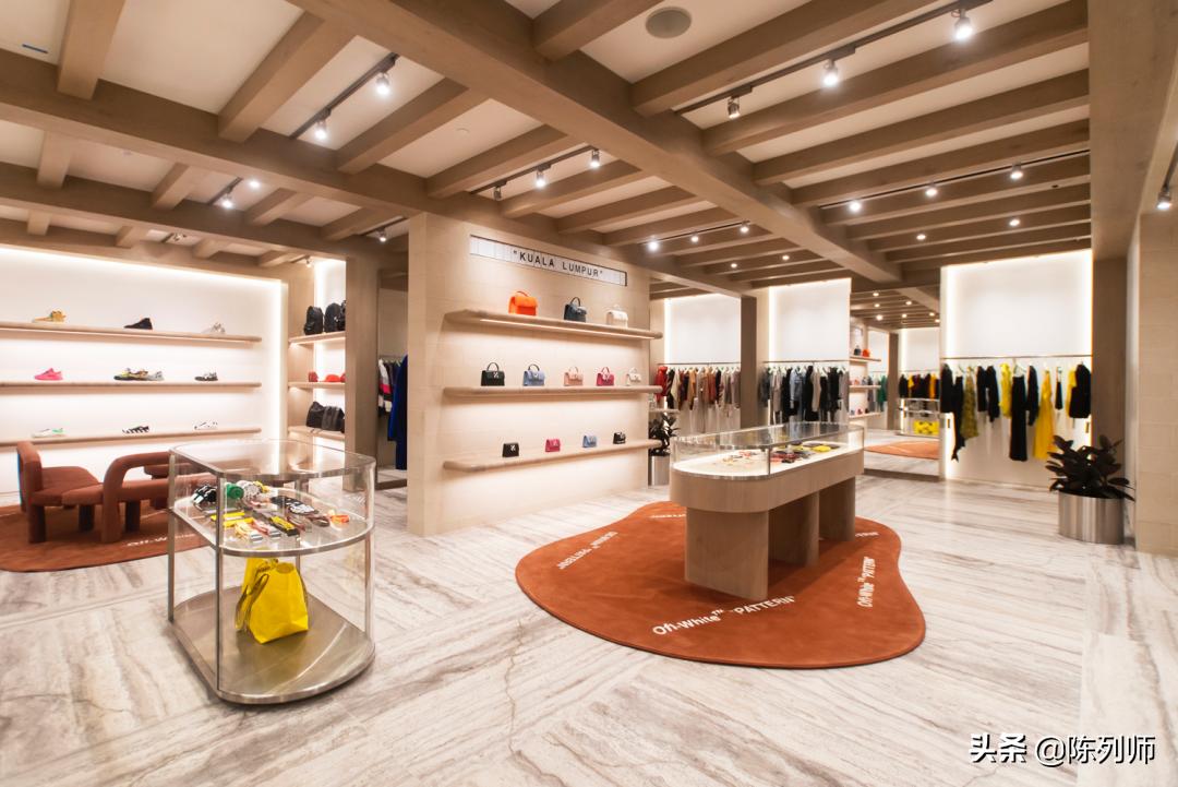 offwhite风格,白色品牌陈列搭配