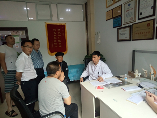 贵州残联关爱脑瘫患者的视频,医者仁心医治更多的患者