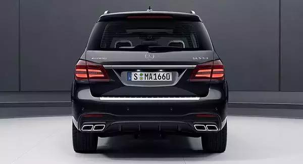 淄博花落满地：撩妹必备技能，带你了解汽车尾部字母含义