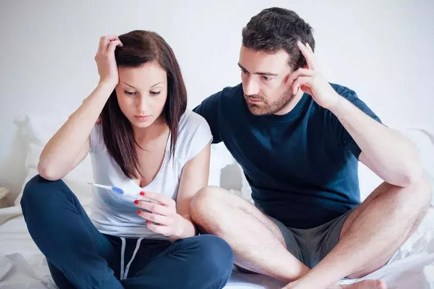 广东省中医黄健玲怎么样,长期熬通宵怀不了孕