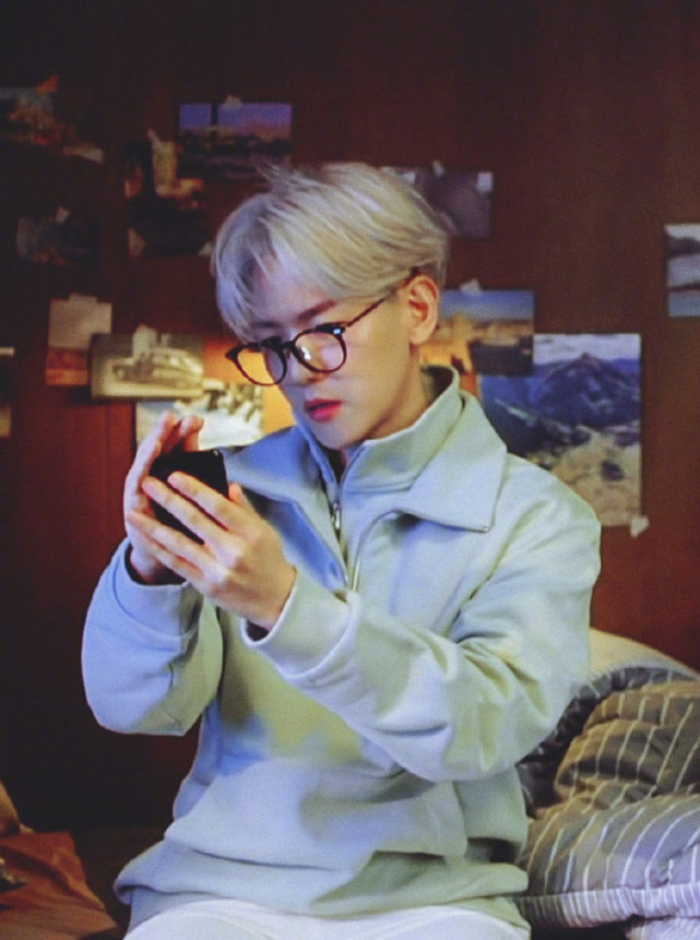 边伯贤金珉锡曺圭贤银赫,exo边伯贤为什么性情大变