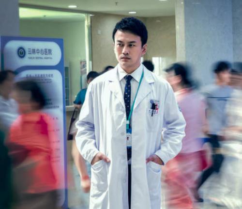 星光熠熠的神经外科！盘点医疗剧中的神经外科医生