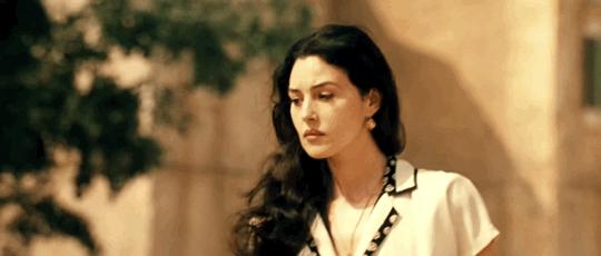 意大利性感女神，被称为“地球球花”的她，究竟有多美？