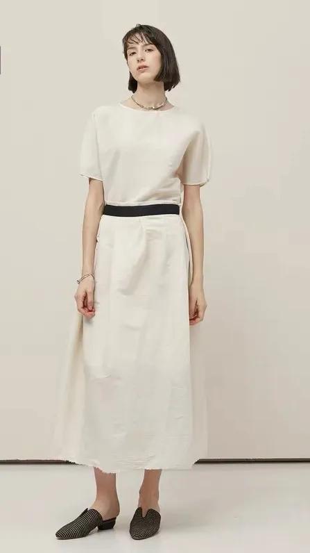 40岁的妈妈适合穿什么鞋子品牌,妈妈适合穿的布鞋子推荐