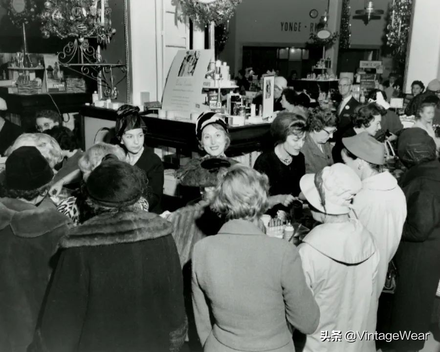 雅诗兰黛女性,雅诗兰黛女士护肤品