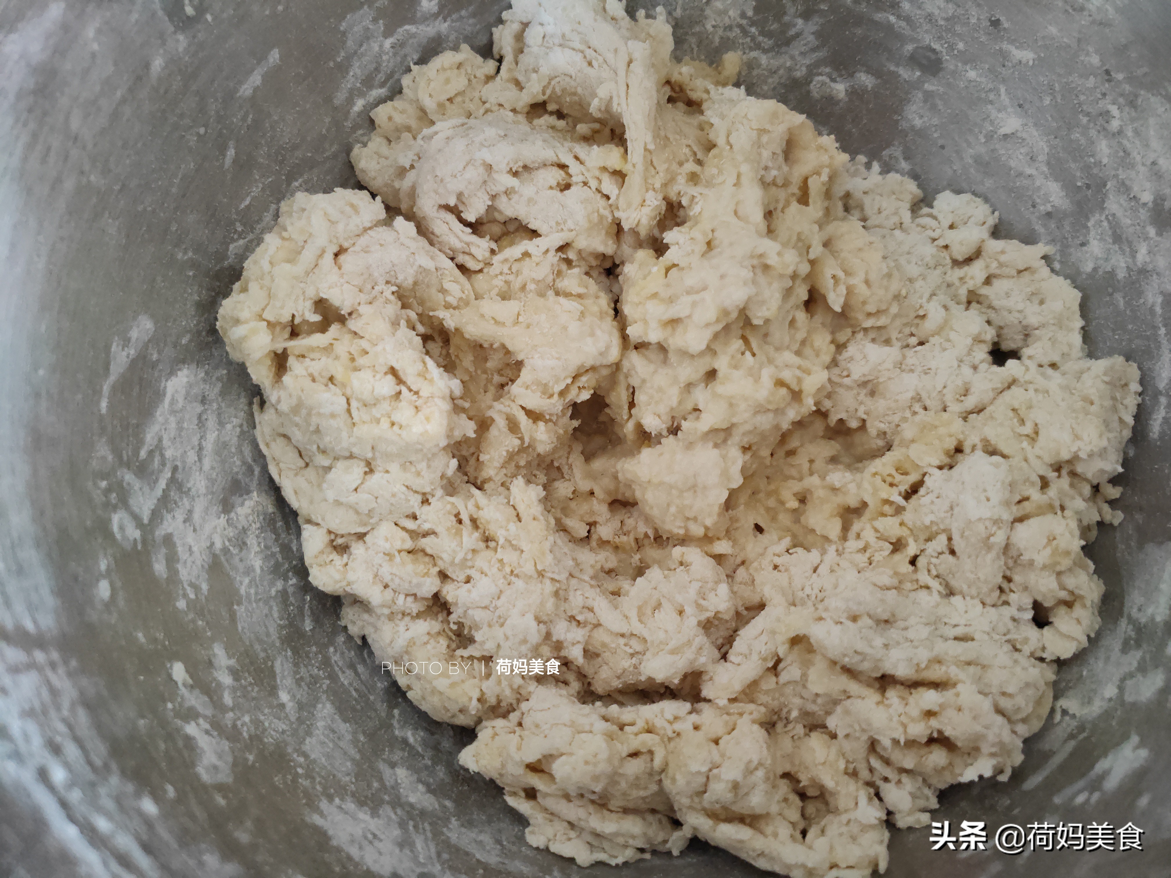 不用烤箱蒸的面包的做法,家庭里做面包用烤箱还是用锅蒸呢