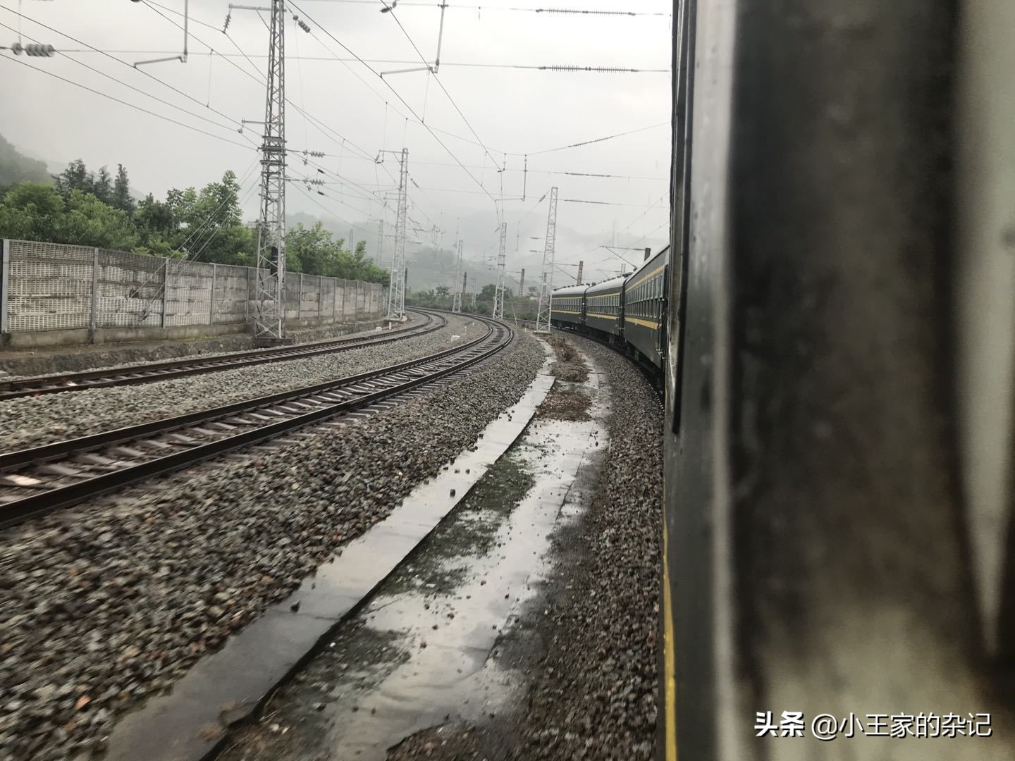 大山里，有一趟可以赶集的绿皮车|8361次汉中—阳平关