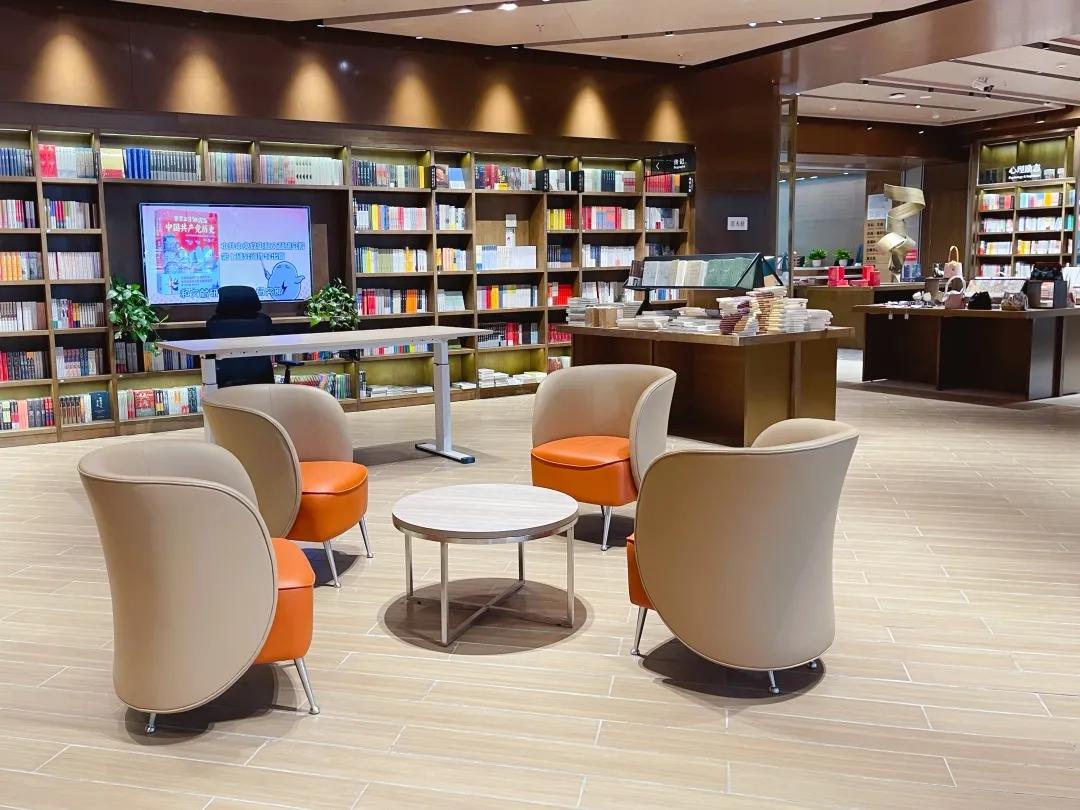 “书香鼓楼”地标，凤凰于飞，华丽转身